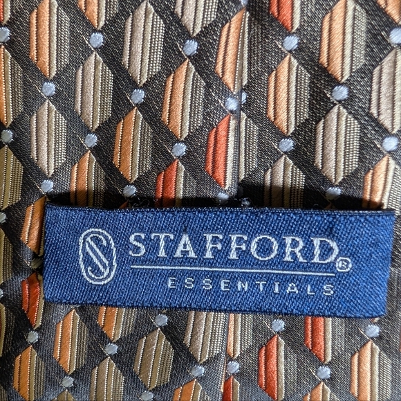 Bundle of 5 Ties Different Brands - Picture 4 of 7